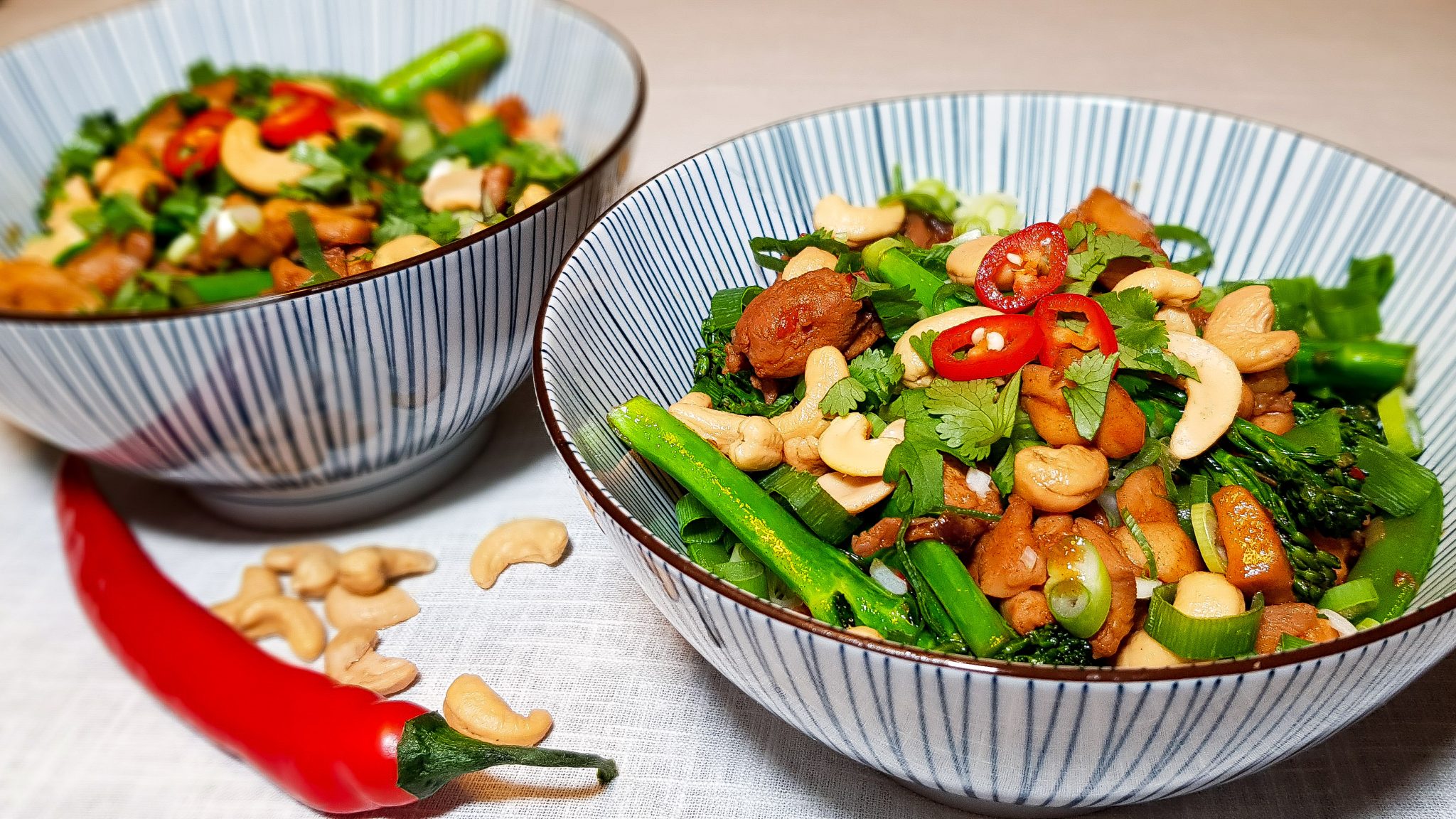 Knorr Wereldgerechten: Kip Siam met sugarsnaps en bimi