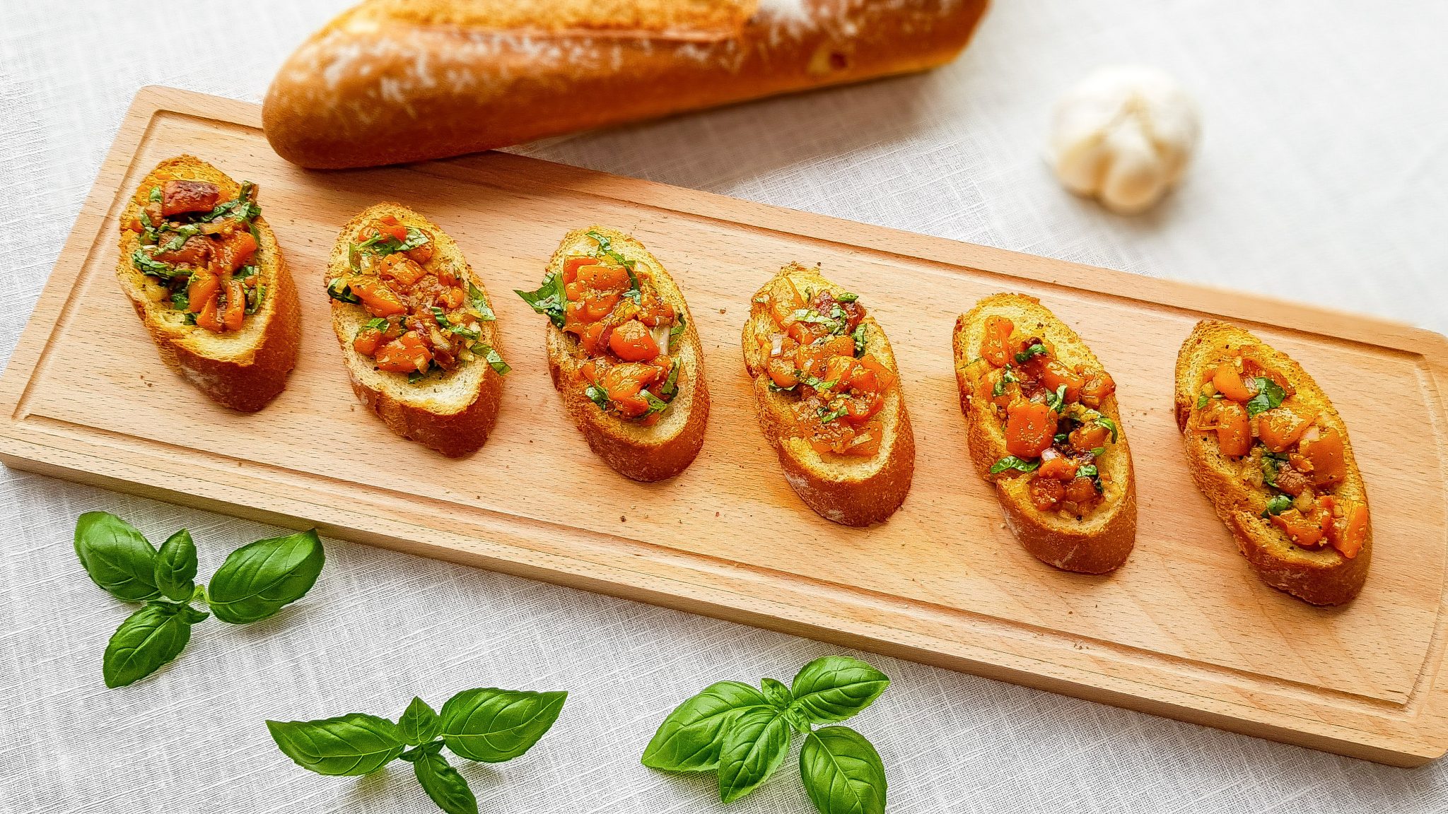 Bruschetta met geroosterde paprika