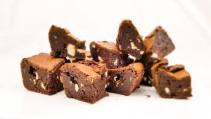 Supersmeuïge brownies met witte chocolade chunks