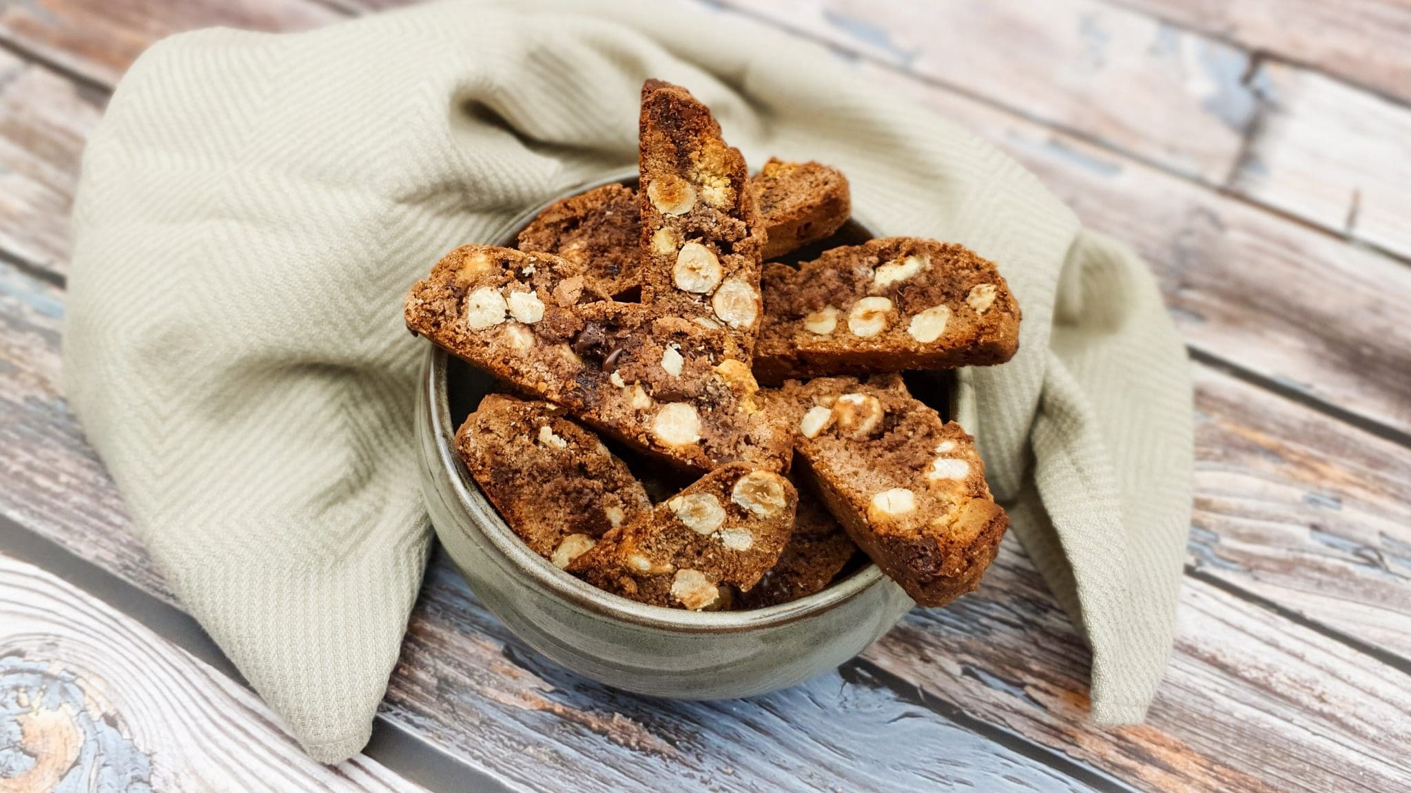 Chocolade cantuccini met hazelnoten