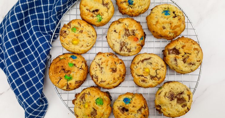 M&M Cookies met Tony’s Chocolonely salted caramel