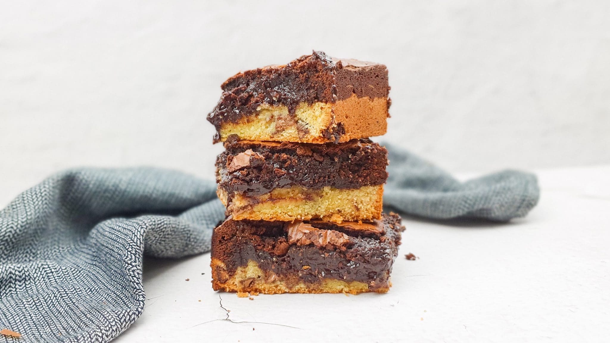 Brookies met chocolate chip bodem