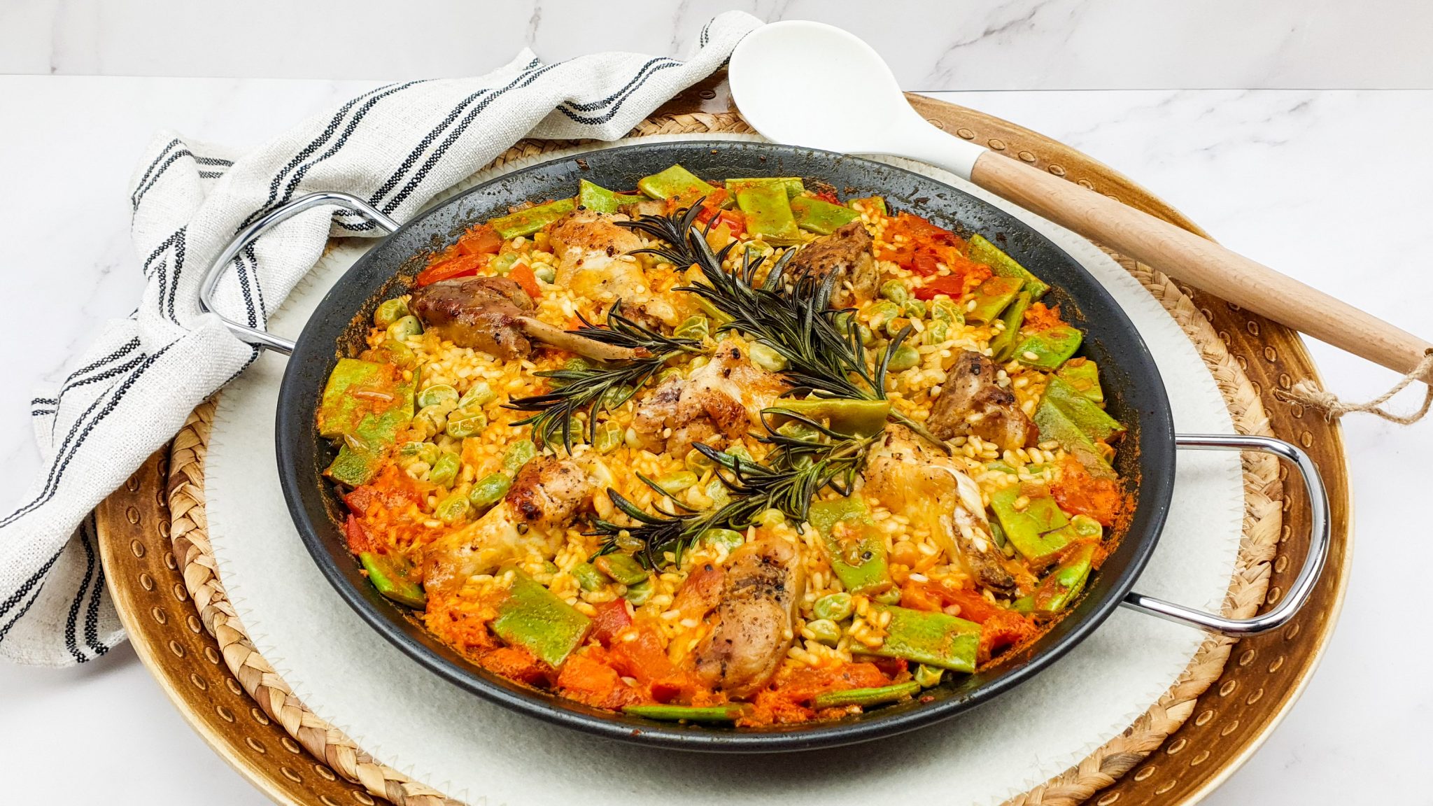 Paella Valenciana – met kip en konijn